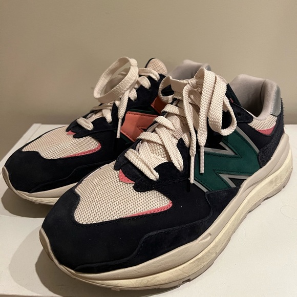 New Balance 57/40 'Lunar New Year - Eclipse' - Picture 2 of 4